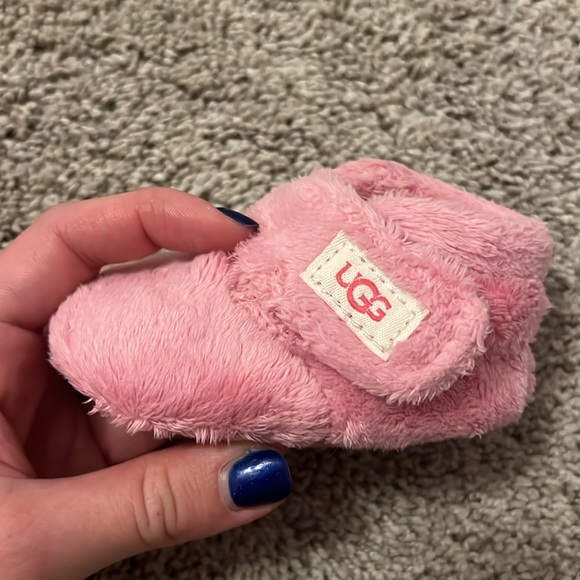 UGG Bixbee Bootie - Picture 3 of 6